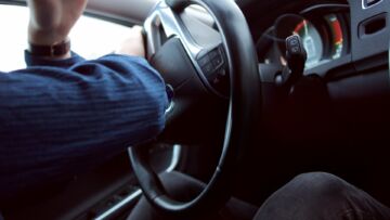 Wypadek w centrum Bielawy. Możliwe czasowe utrudnienia w ruchu!