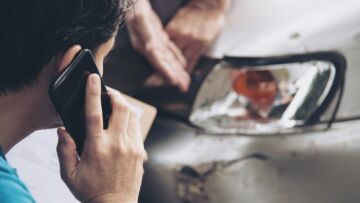 Trzy samochody zderzyły się na drodze wojewódzkiej nr 382 – brak rannych