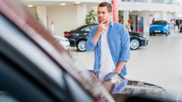 Salon Samochodowy Toyota Wałbrzych Nowakowski Sp. z o.o.: Kompleksowa Obsługa Samochodów