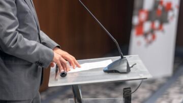 Bartłomiej Ciążyński: Wiceminister sprawiedliwości z Nowej Lewicy kompromituje się podróżą na wakacje służbowym pojazdem